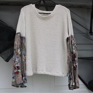 Wanderlux Medium Sweater